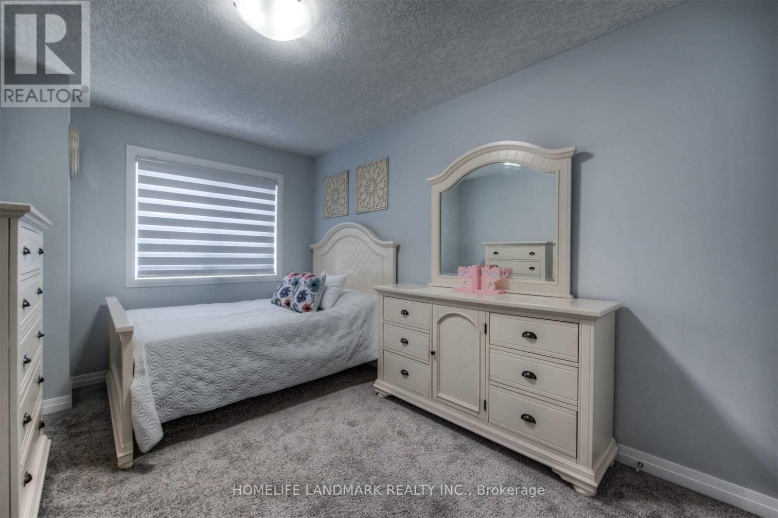 520 Wismer Street, Waterloo, Ontario  N2L 3K8 - Photo 22 - X12174917