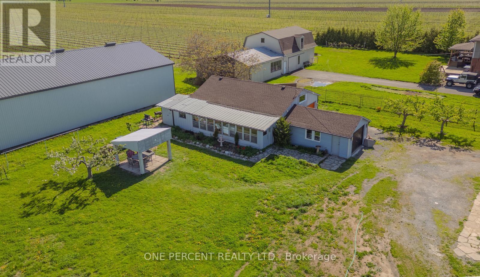 Property at 165 EAST WEST LINE image 4