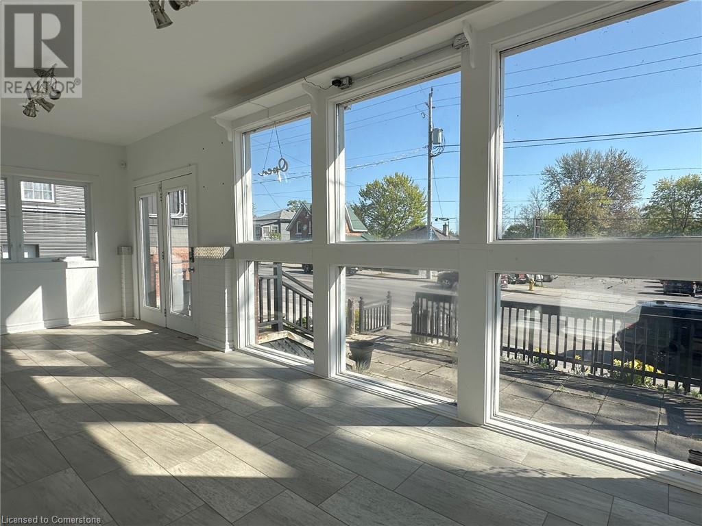 215 Main Street, Port Dover, Ontario  N0A 1N0 - Photo 5 - 40726254