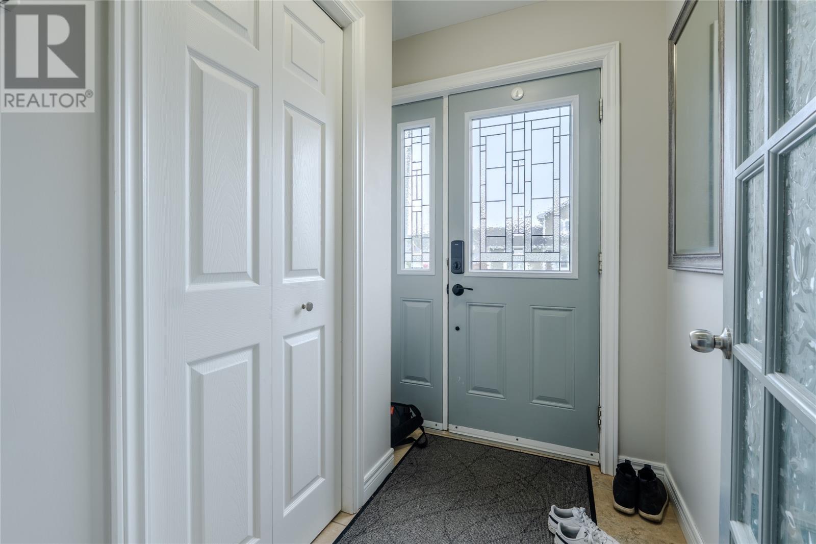Property at 13 Plover Street image 4