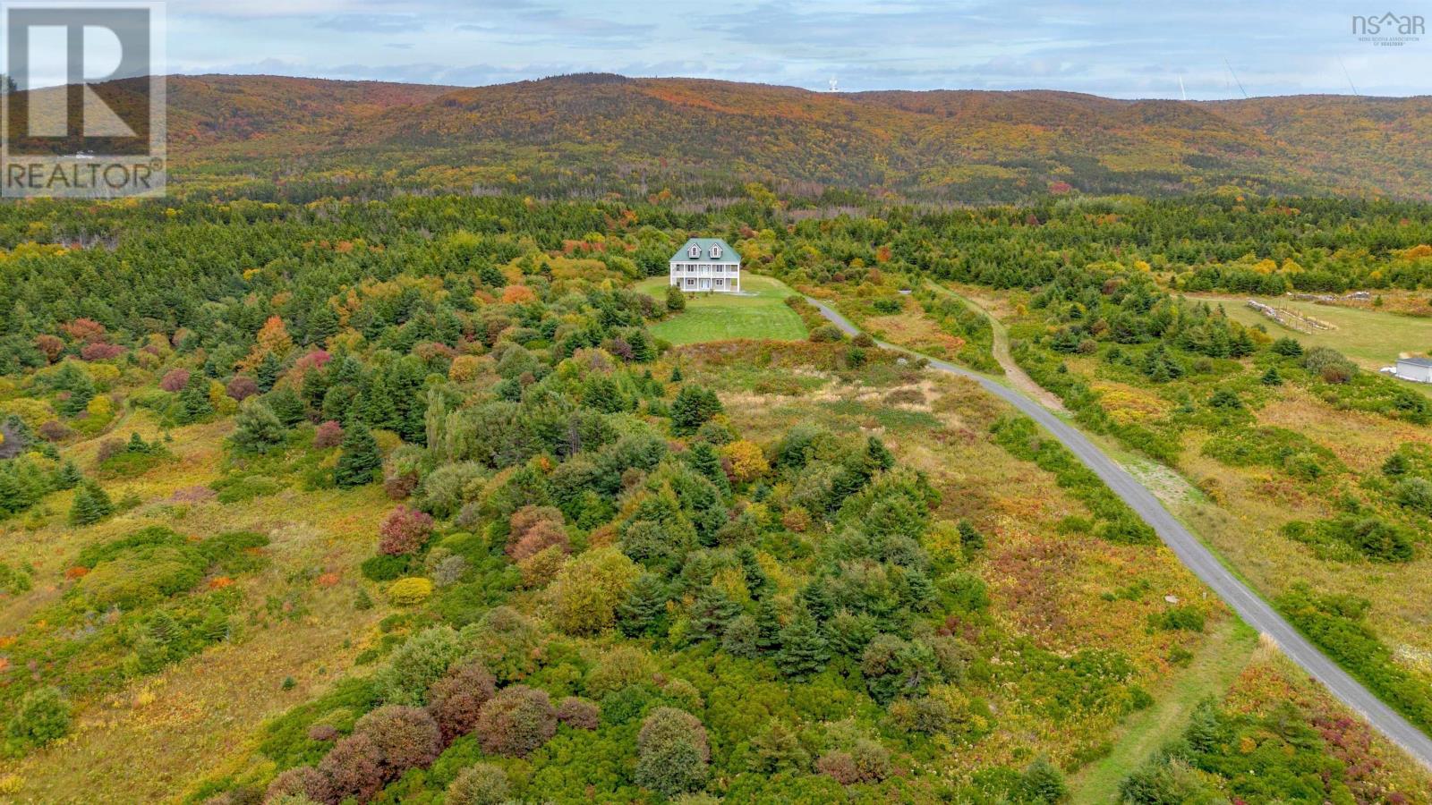 81 Aucoin Doucet Road, Cap Le Moine, Nova Scotia  B0E 3A0 - Photo 9 - 202509343