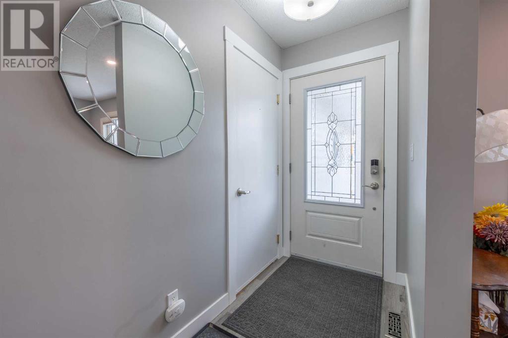 Property at 5237 16 Avenue image 2