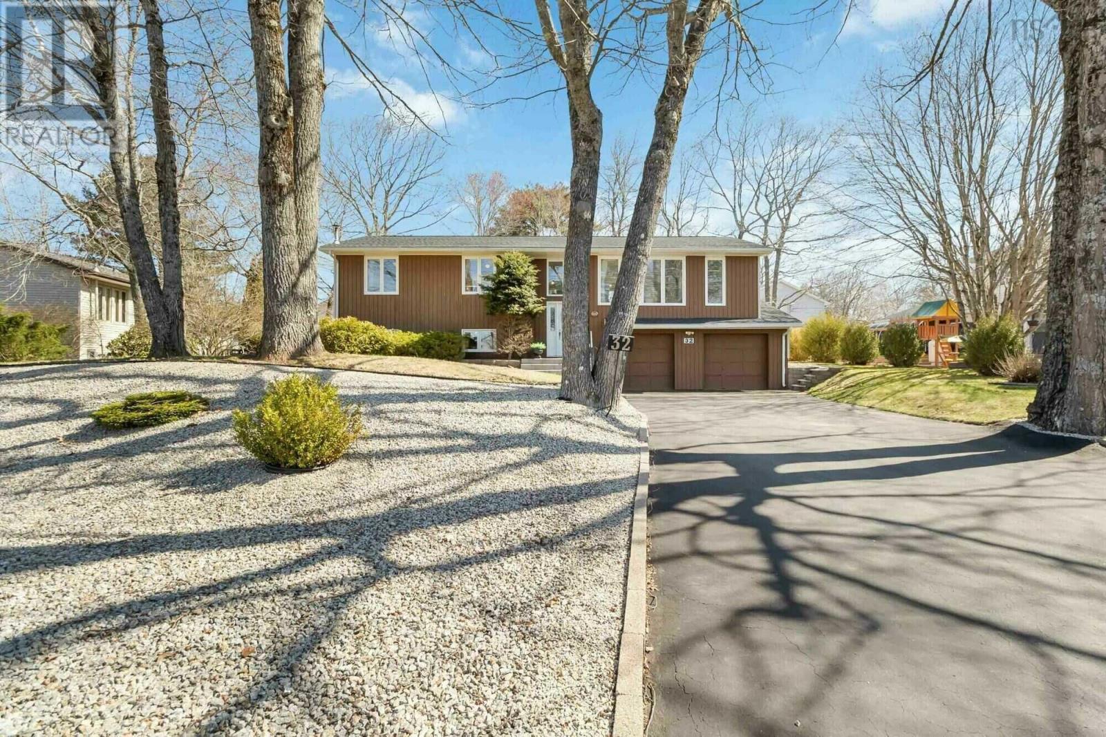 Property at 32 Hopkins Drive image 1