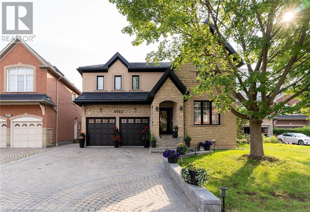 4982 Maxine Place, Mississauga, Ontario  L4Z 4H9 - Photo 1 - 40733622