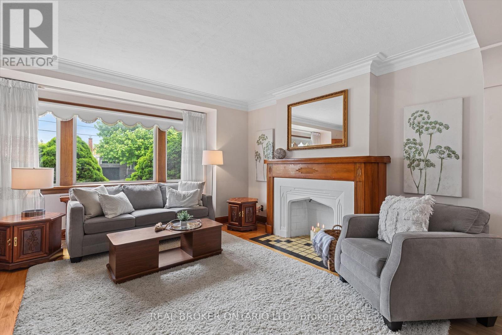 882 Coxwell Avenue, Toronto, Ontario  M4C 3G2 - Photo 6 - E12174980