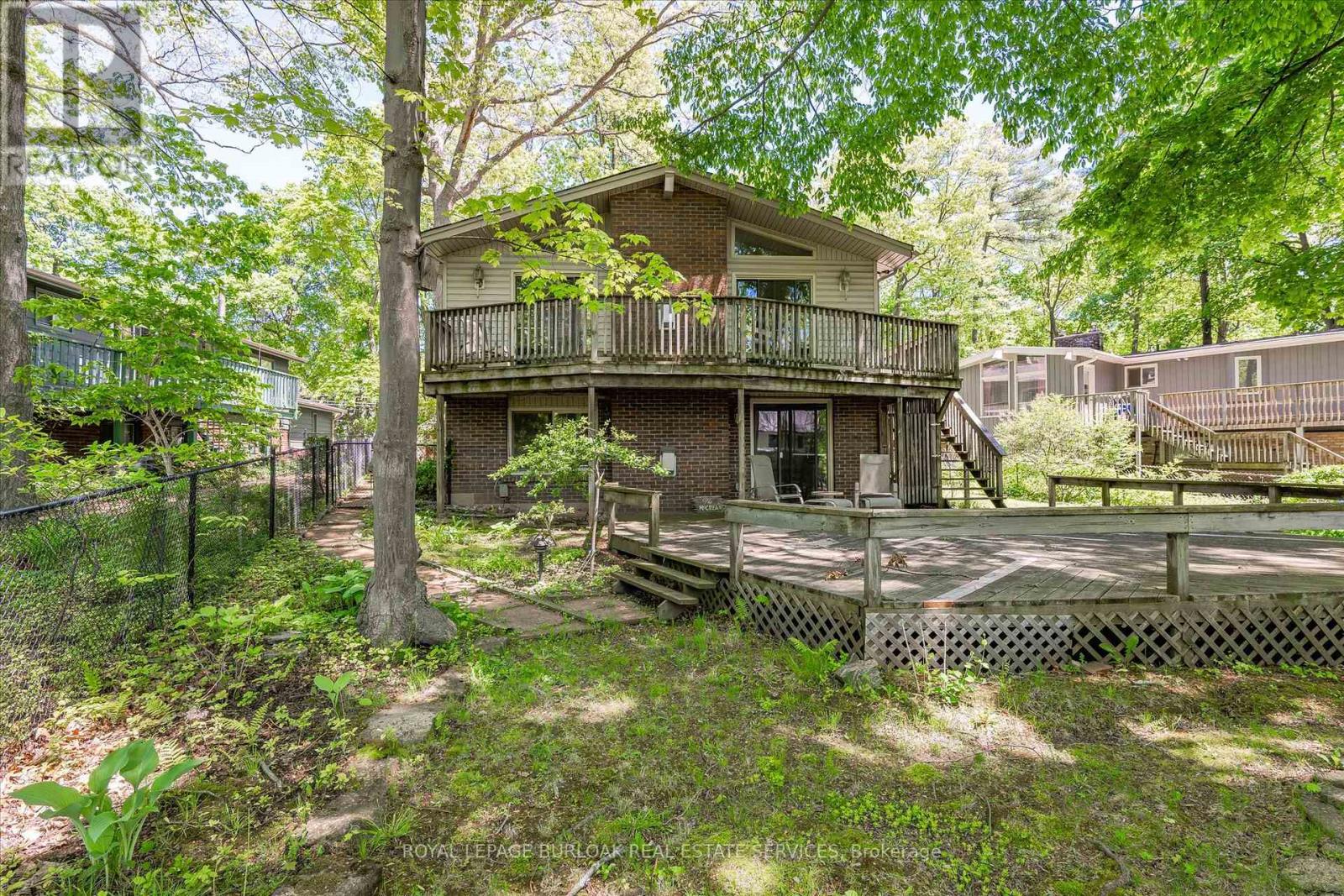 768 King Road, Burlington, Ontario  L7T 3K6 - Photo 31 - W12139832