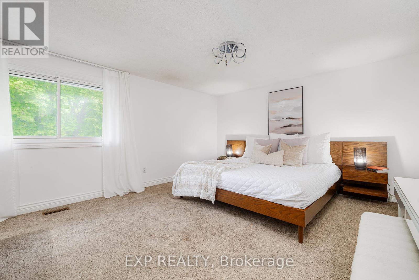 951 Gorton Avenue, Burlington (Bayview), Ontario  L7T 1S6 - Photo 18 - W12174975