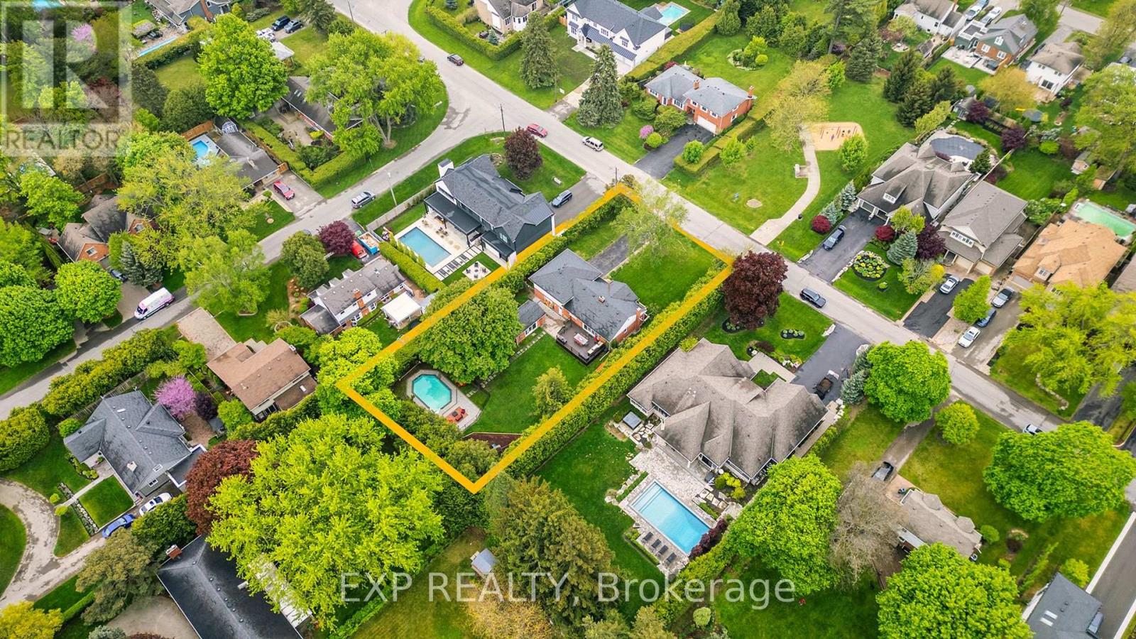 951 Gorton Avenue, Burlington (Bayview), Ontario  L7T 1S6 - Photo 4 - W12174975