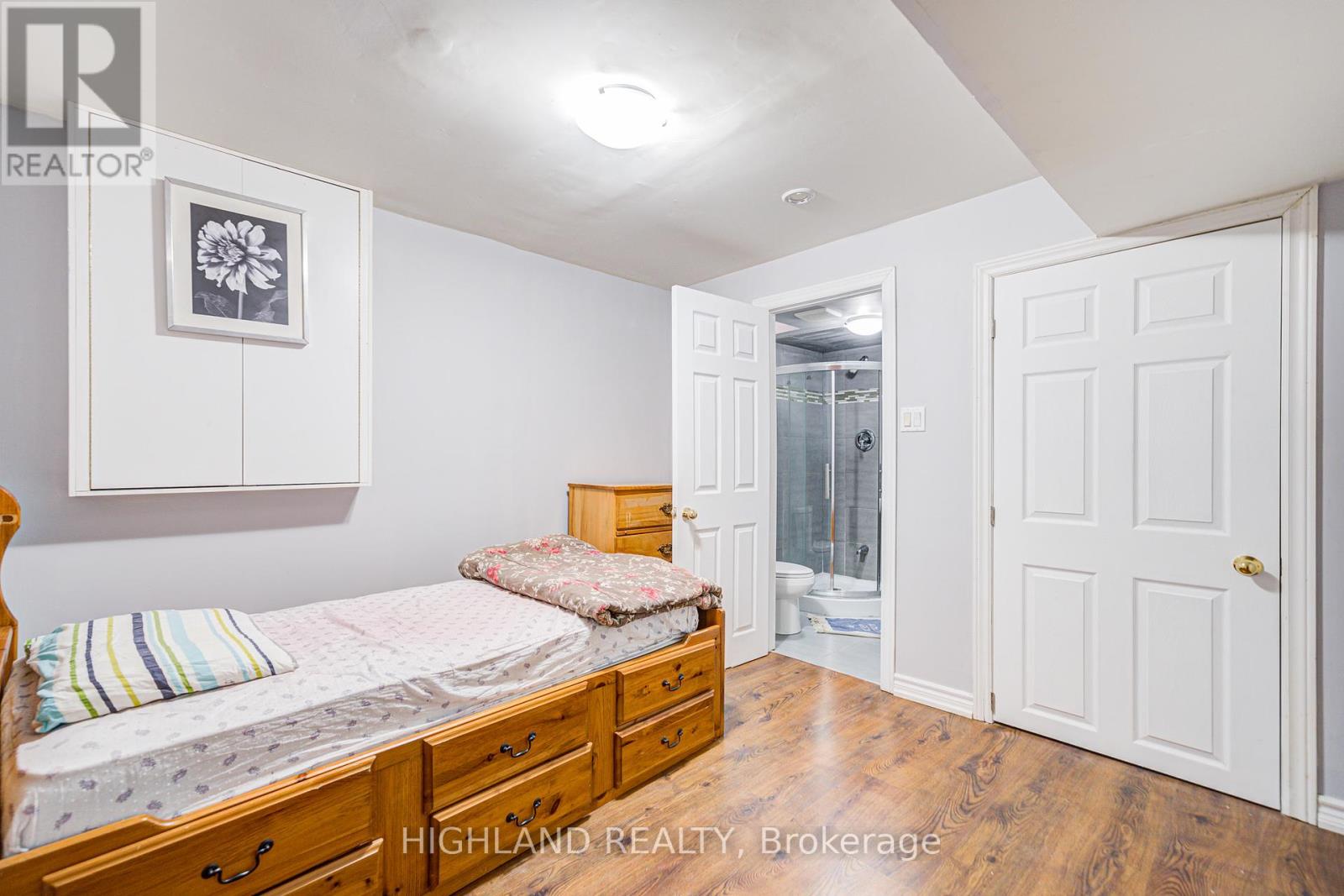 4781 Crystal Rose Drive, Mississauga, Ontario  L5V 1G9 - Photo 36 - W12174989