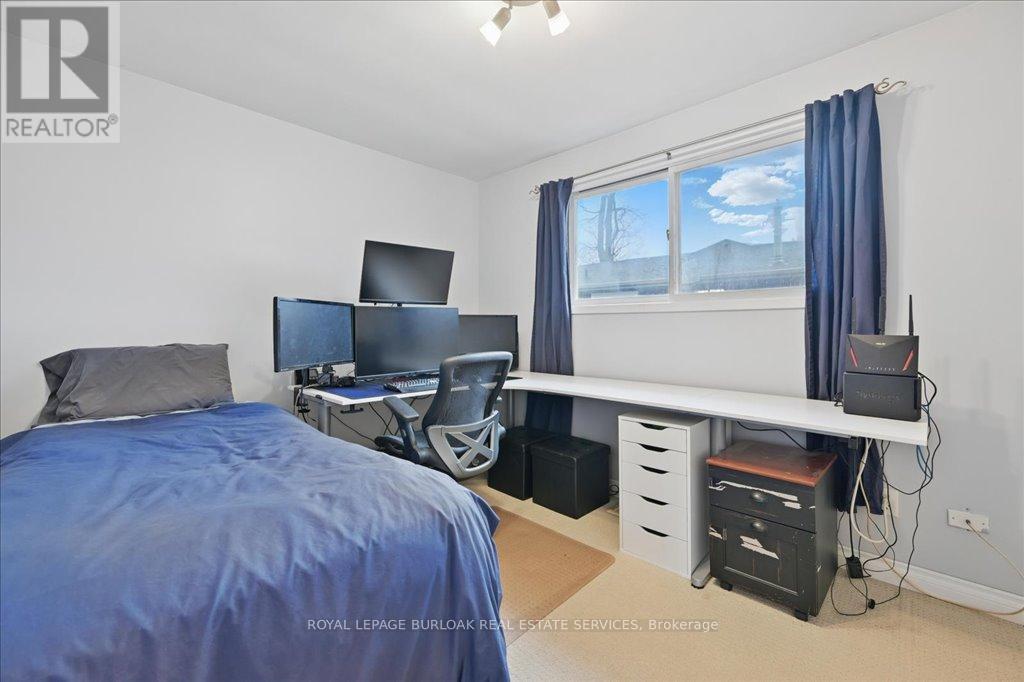768 King Road, Burlington, Ontario  L7T 3K6 - Photo 19 - W12139832