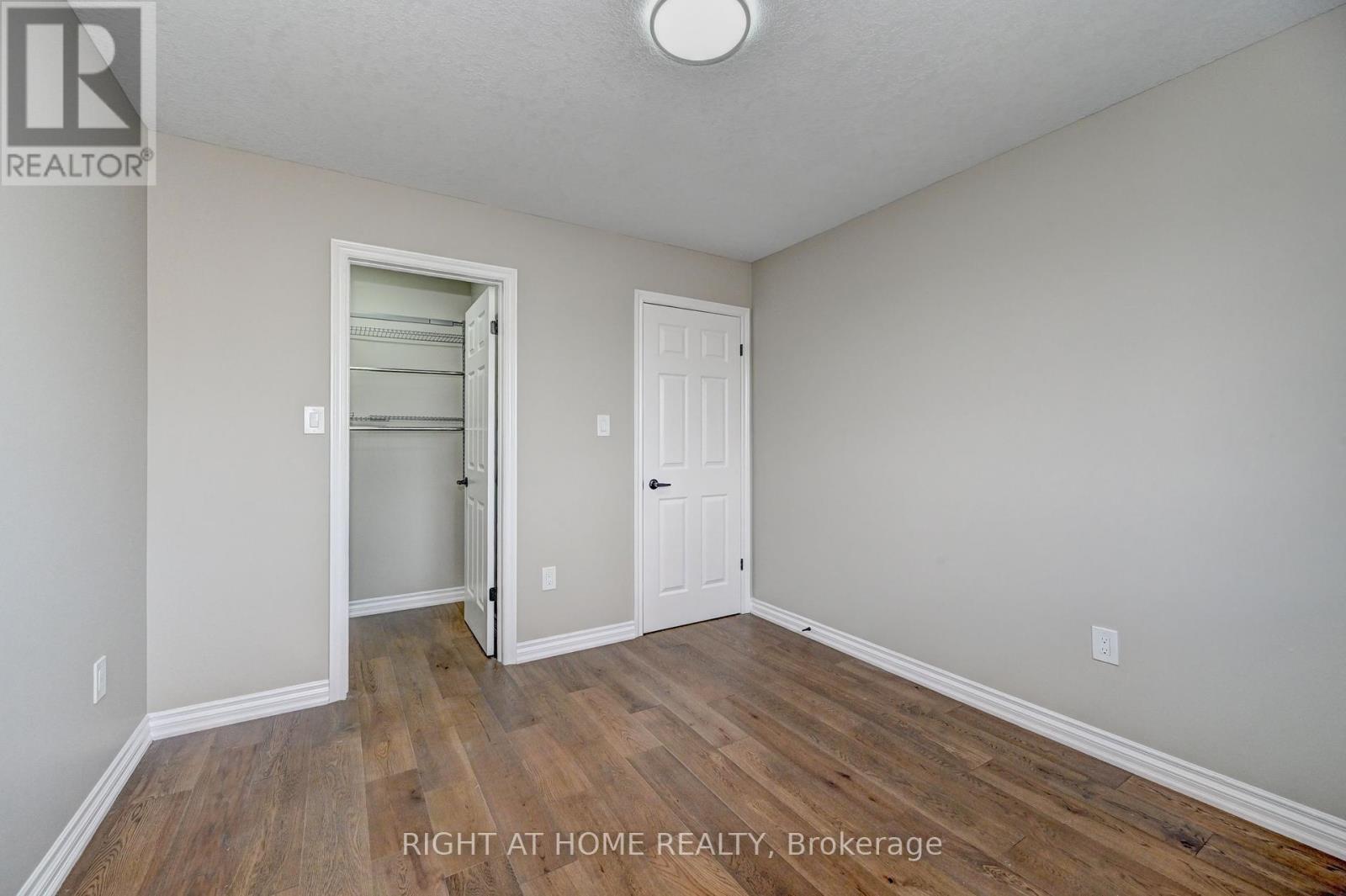 620 Langlaw Drive, Cambridge, Ontario  N1P 1H4 - Photo 17 - X12174986