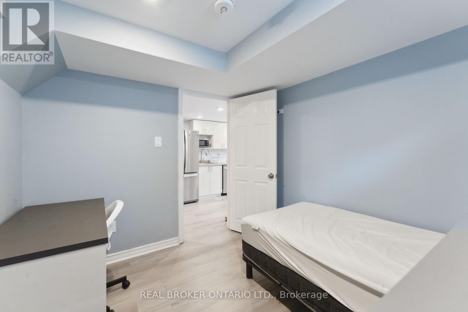 125 Priam Way, Ottawa, Ontario  K2H 8S7 - Photo 41 - X12131614
