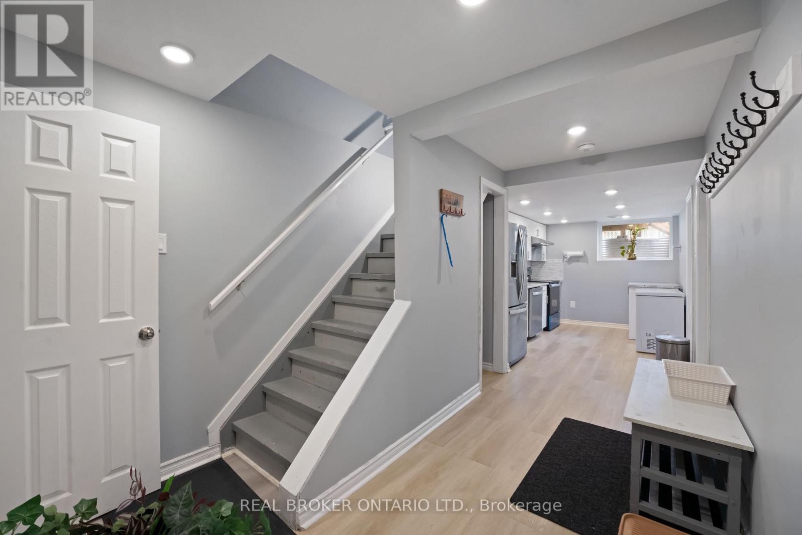 125 Priam Way, Ottawa, Ontario  K2H 8S7 - Photo 36 - X12131614