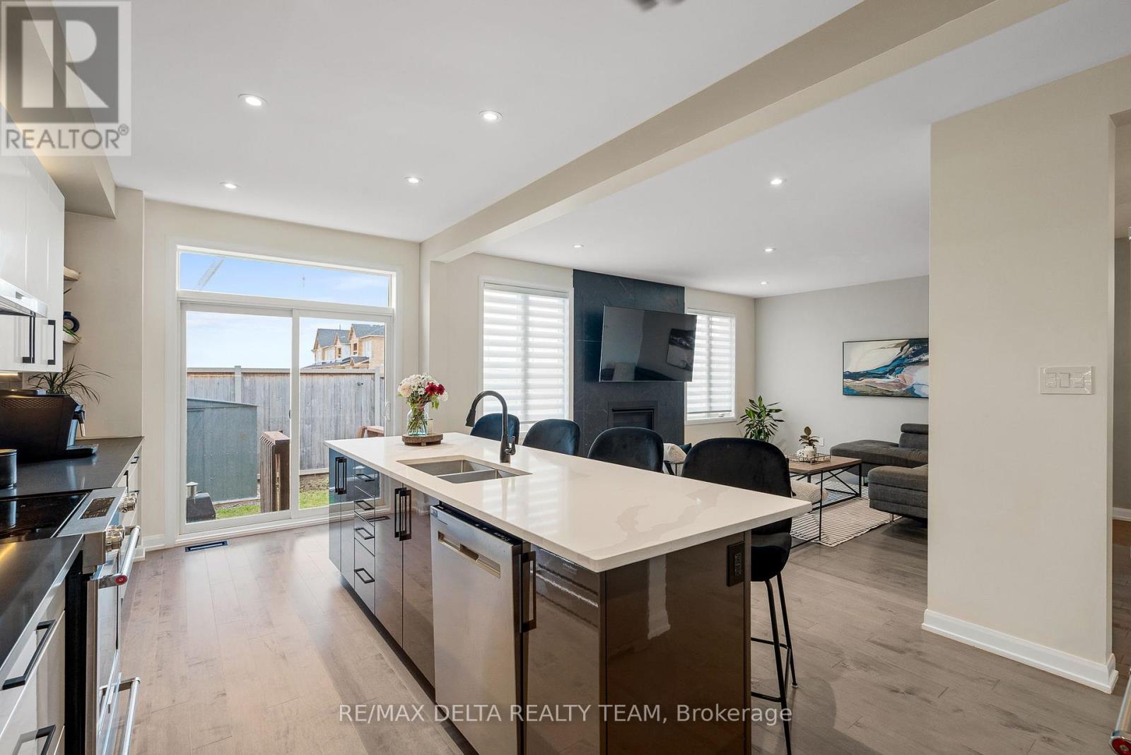 252 Aquarium Avenue, Ottawa, Ontario  K4A 1L2 - Photo 14 - X12175006