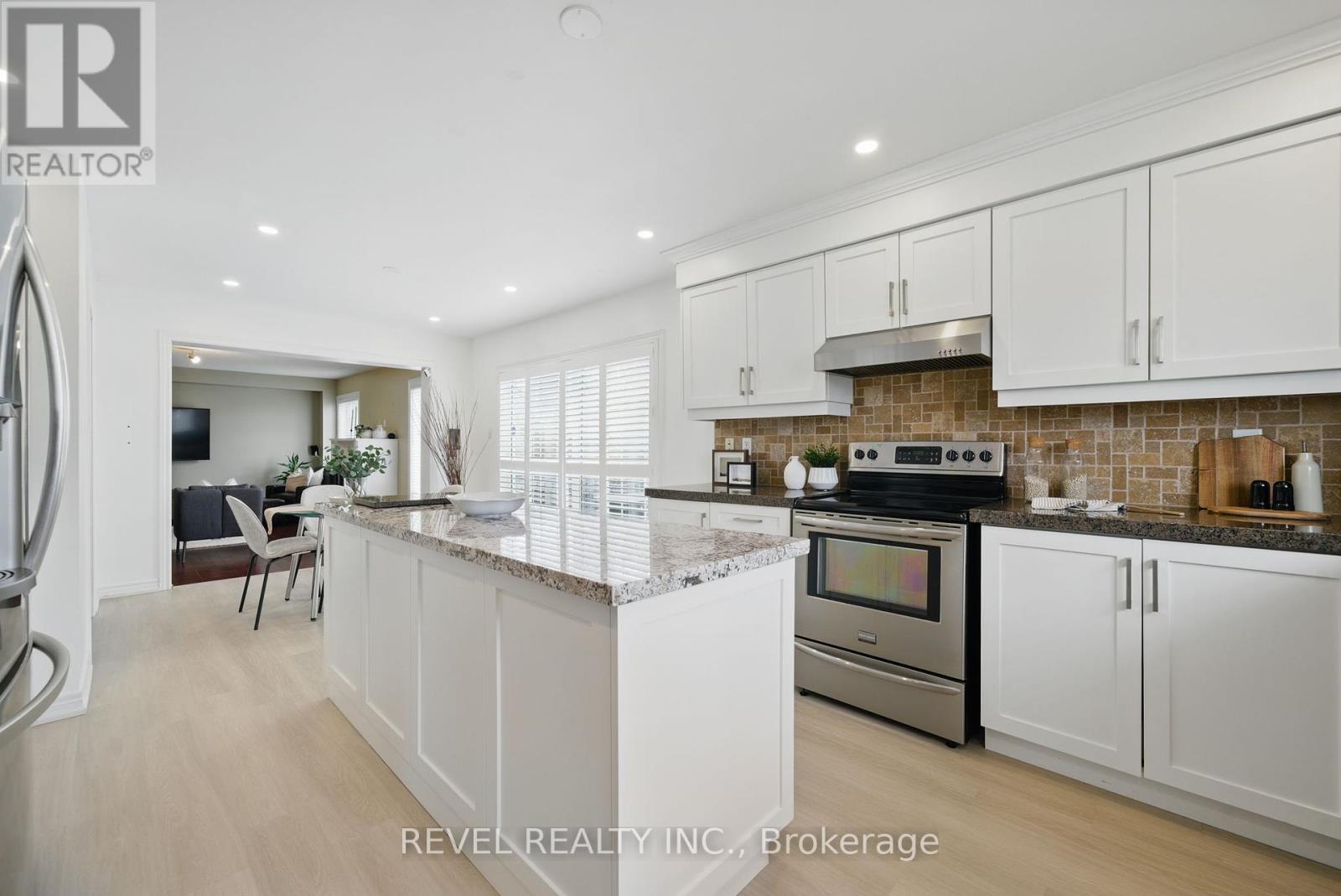 100 Ashbury Boulevard, Ajax, Ontario  L1Z 1N1 - Photo 18 - E12142022