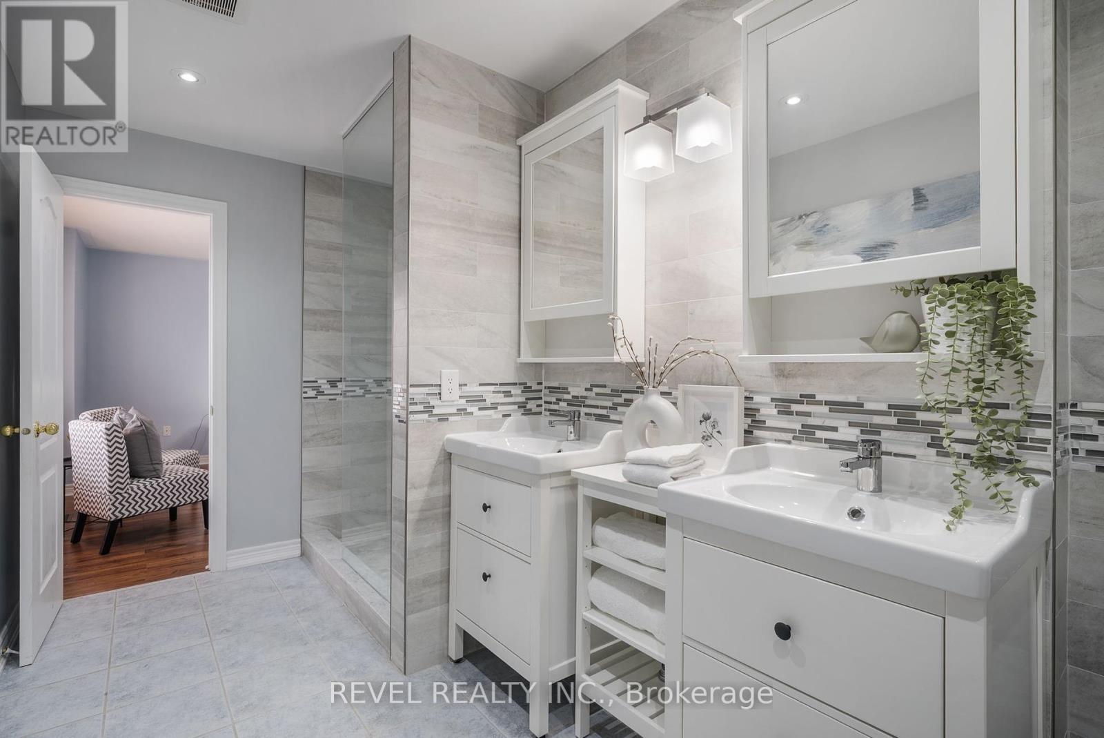100 Ashbury Boulevard, Ajax, Ontario  L1Z 1N1 - Photo 26 - E12142022