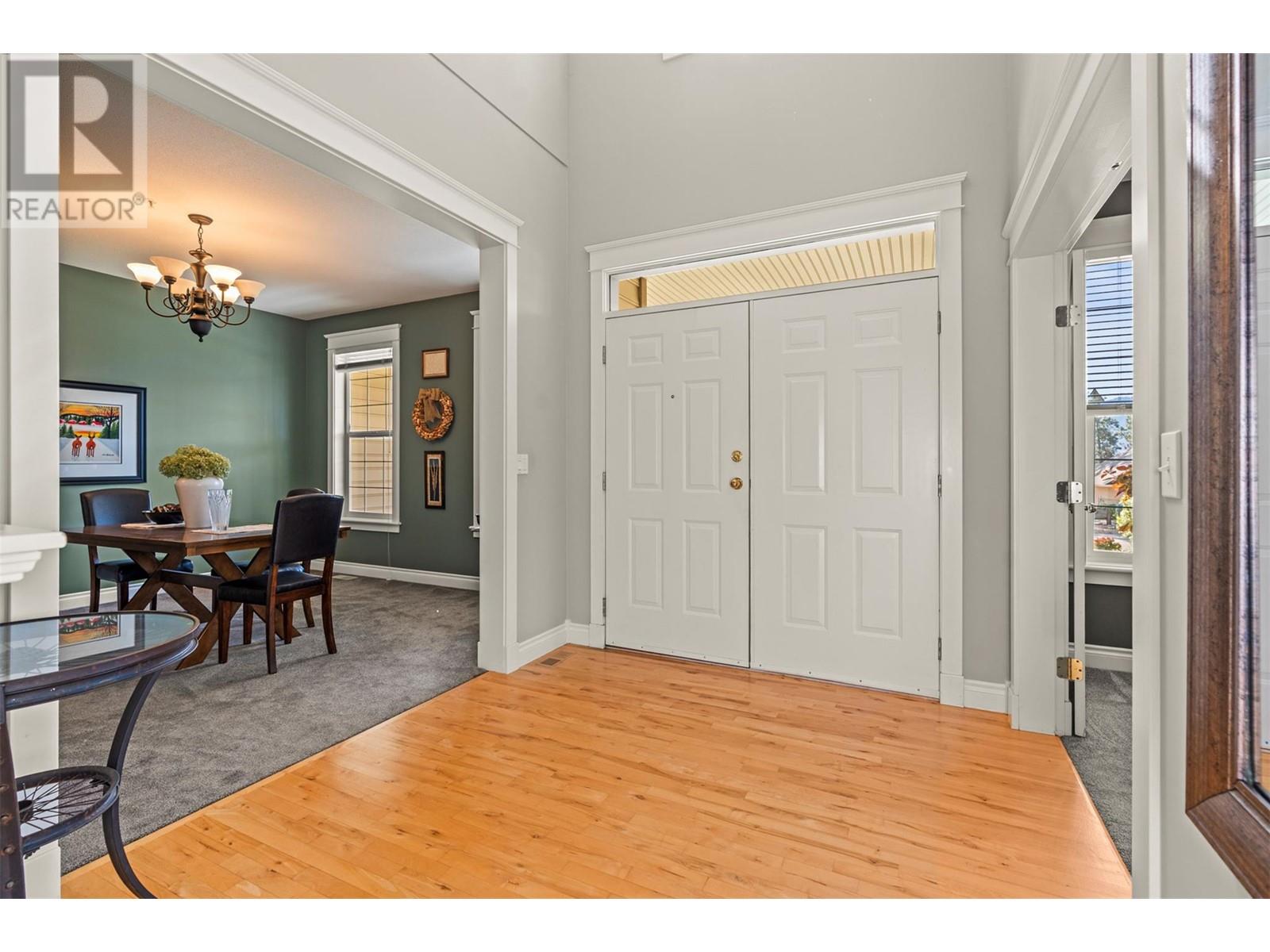 7229 Heritage Court, Lake Country, British Columbia  V4V 2L3 - Photo 5 - 10349309