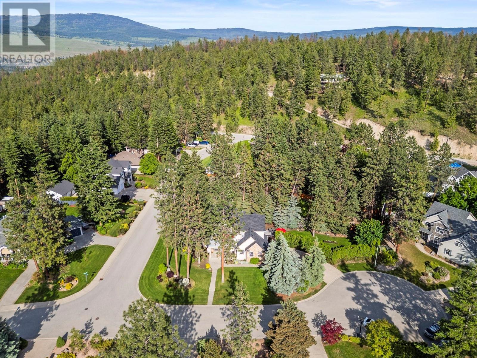 7229 Heritage Court, Lake Country, BC V4V2L3
