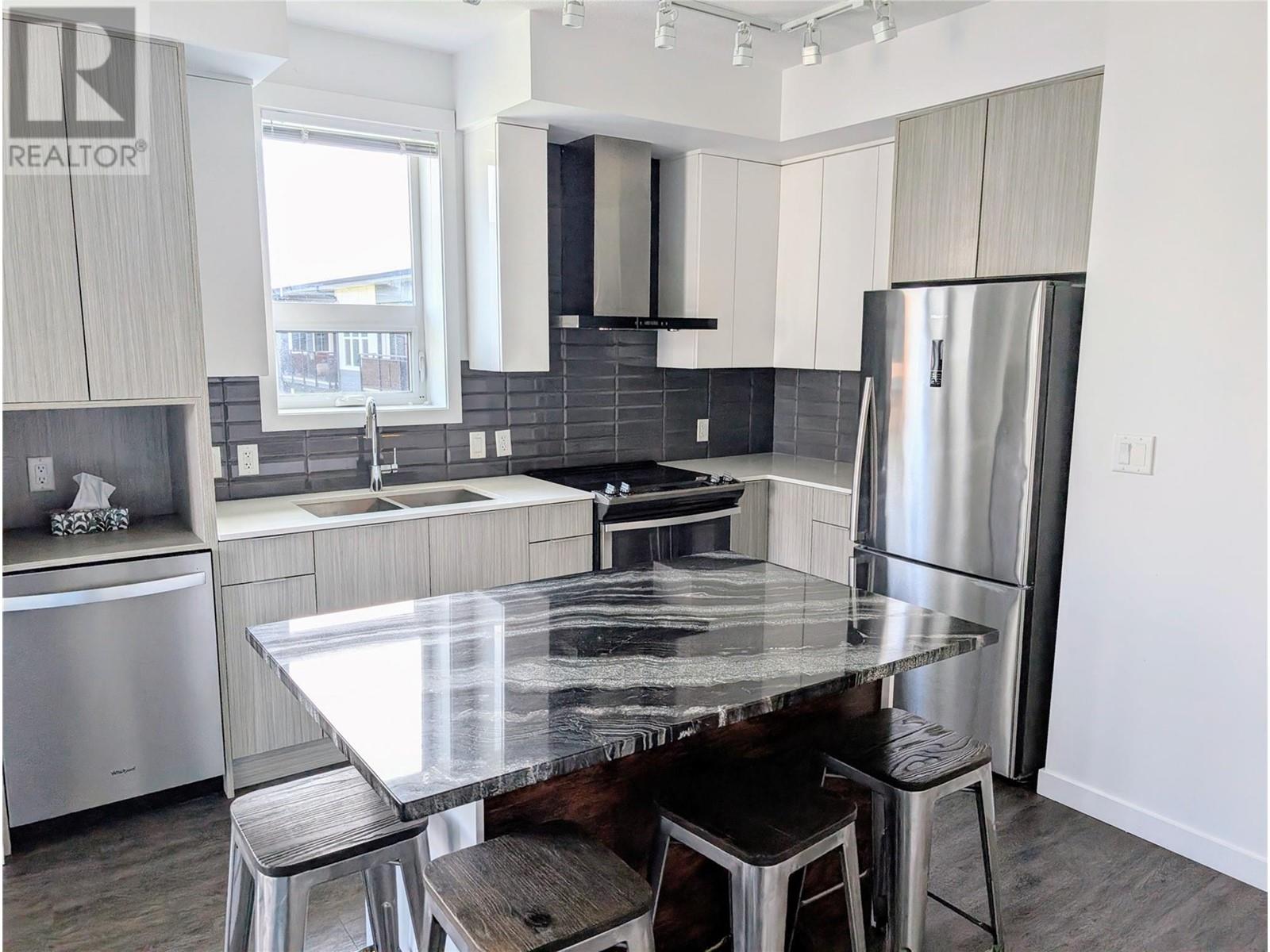 1770 Richter Street Unit# Ph18, Kelowna, British Columbia  V1Y 0E6 - Photo 8 - 10349259