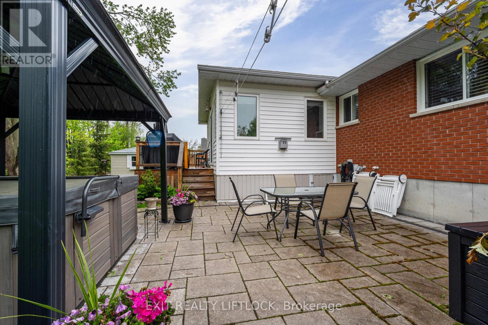 68 Champlain Crescent, Peterborough North, Ontario  K9L 1T1 - Photo 35 - X12172569