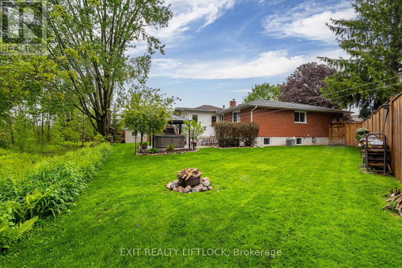 68 Champlain Crescent, Peterborough North, Ontario  K9L 1T1 - Photo 33 - X12172569