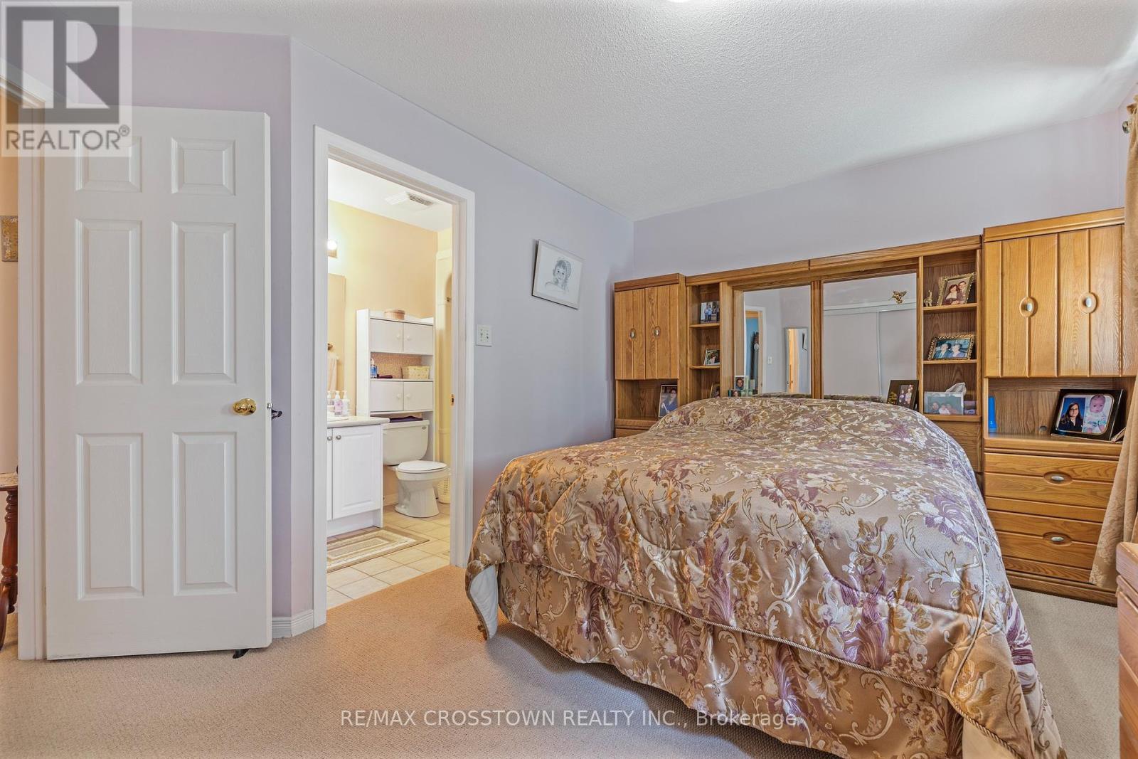 23 Stonemount Crescent, Essa, Ontario  L0M 1B4 - Photo 18 - N12174996