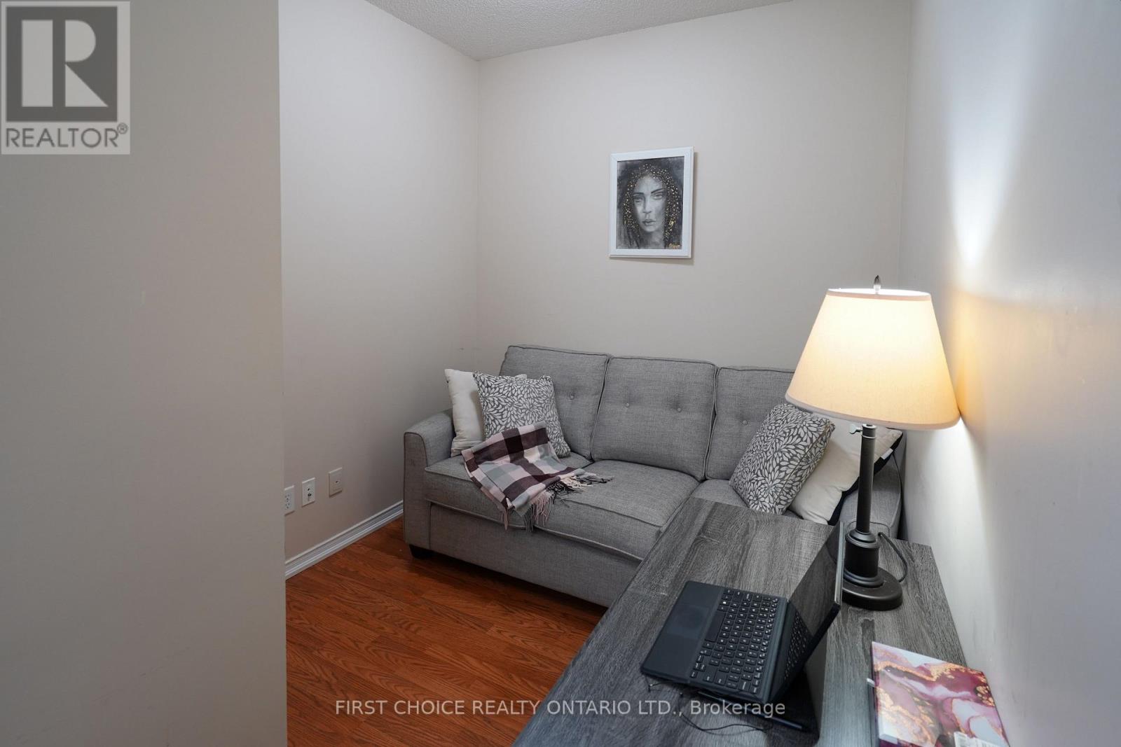 101 - 9973 Keele Street, Vaughan, Ontario  L4N 7J7 - Photo 16 - N12168088
