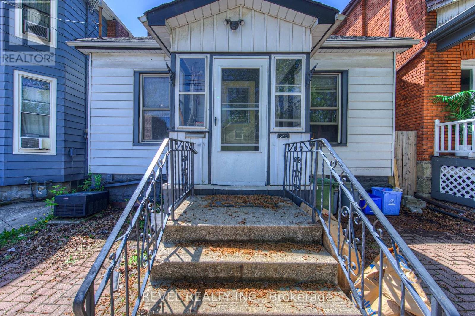 345 Hunter Street W, Hamilton, Ontario  L8P 1S6 - Photo 4 - X12175010