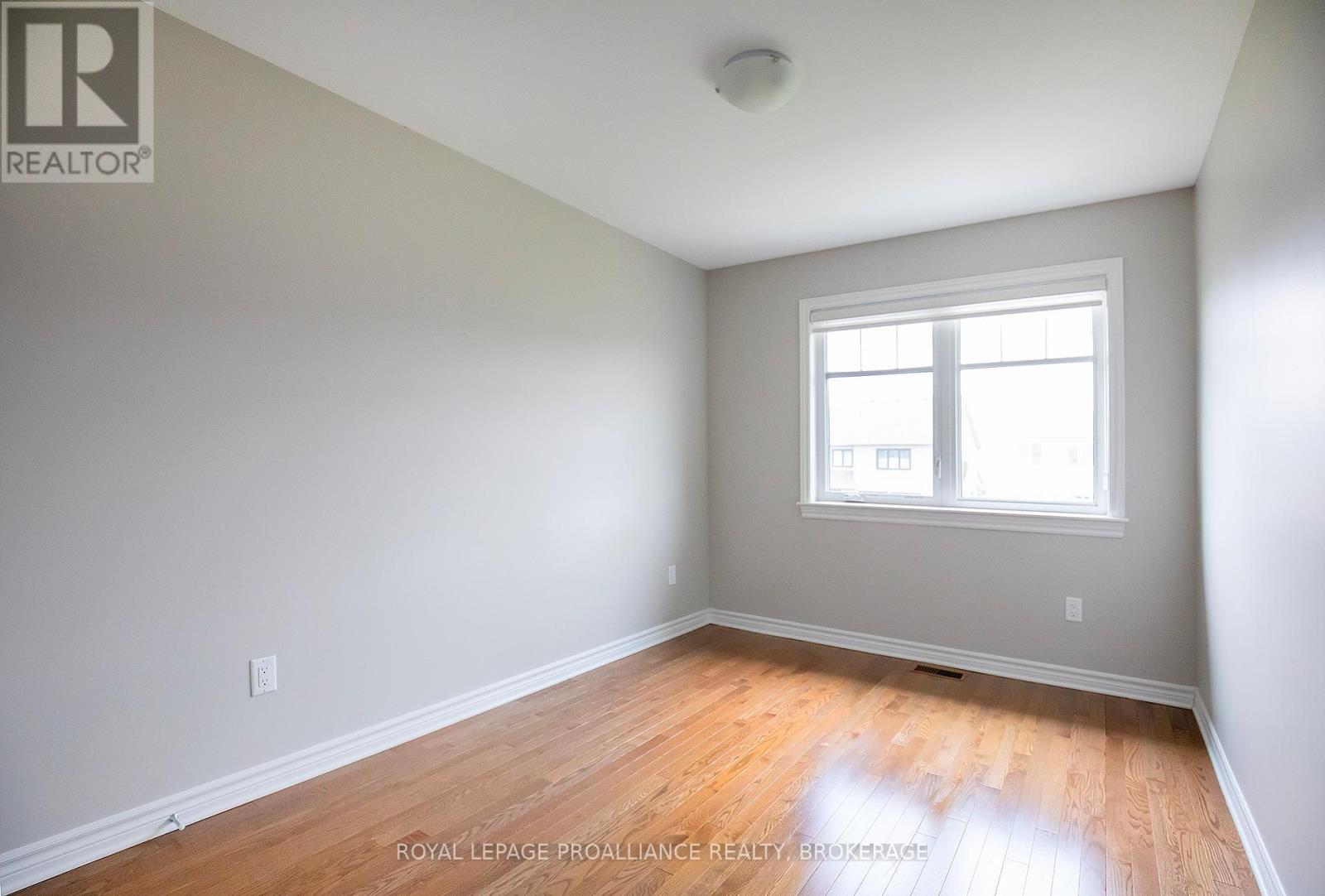 1099 Horizon Drive, Kingston, Ontario  K7P 0M3 - Photo 17 - X12175051