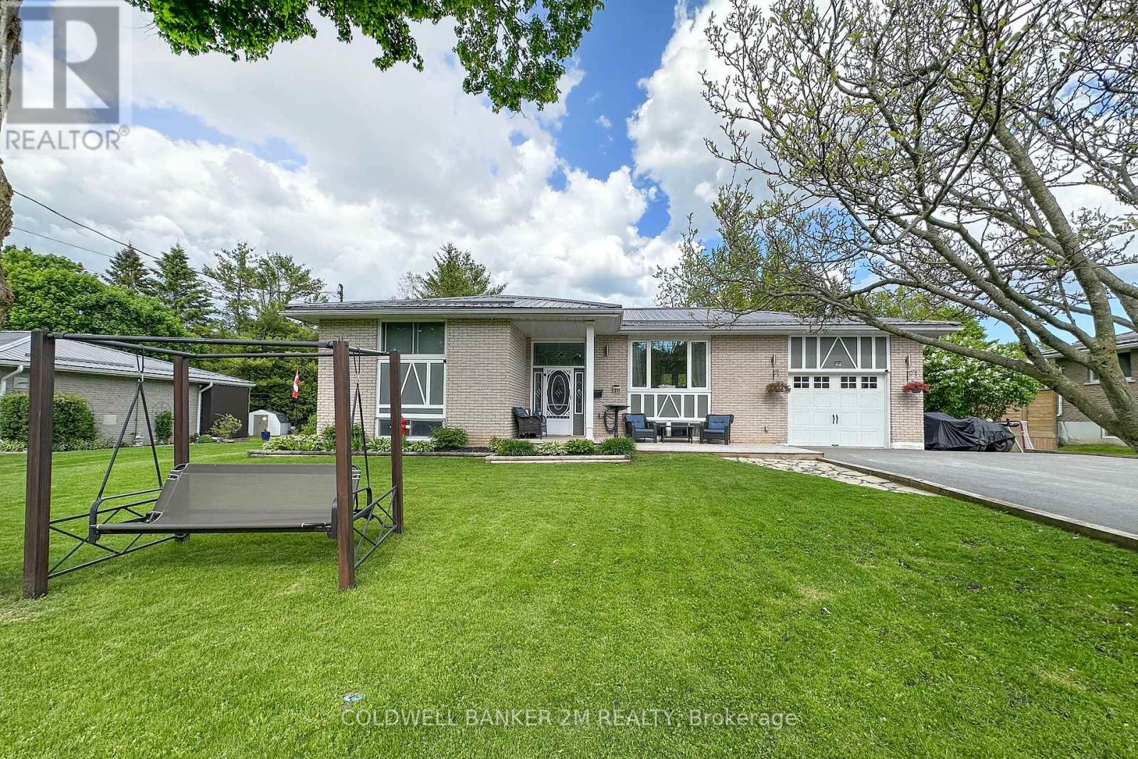 27 Anne Street, Cavan Monaghan, Ontario L0A 1G0 - Photo 1 - X12175028