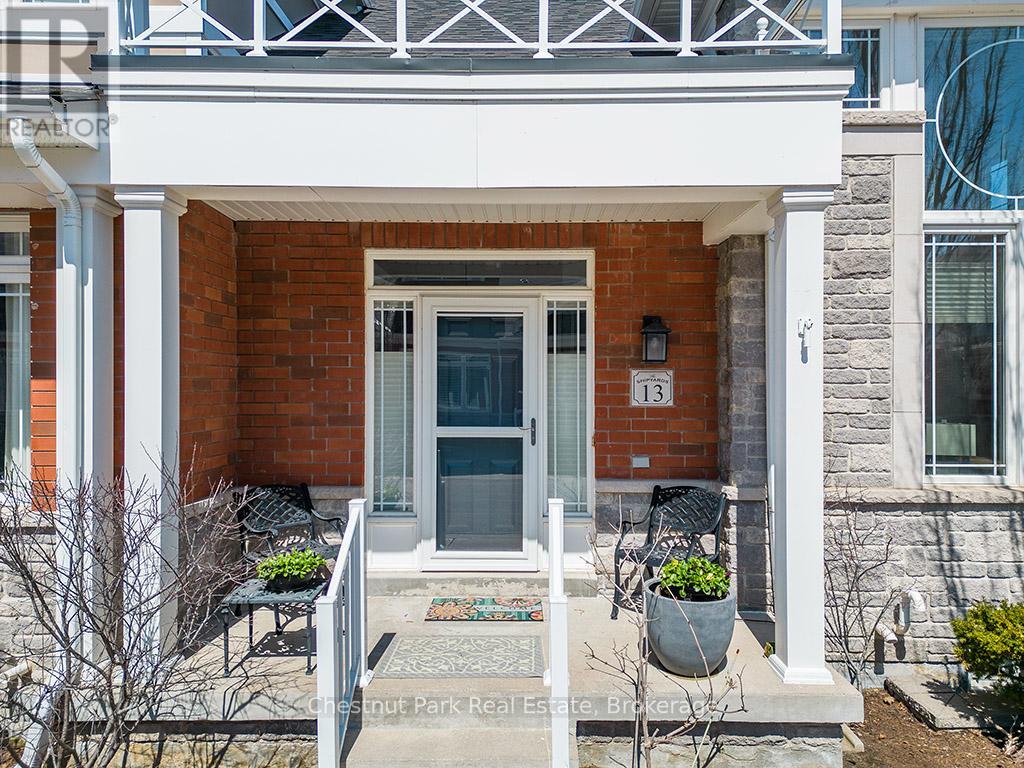 13 COLLSHIP LANE, Collingwood, Ontario