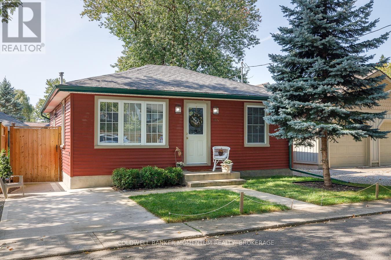 263 Maplewood Avenue, Fort Erie (Crystal Beach), Ontario  L0S 1B0 - Photo 1 - X12175078