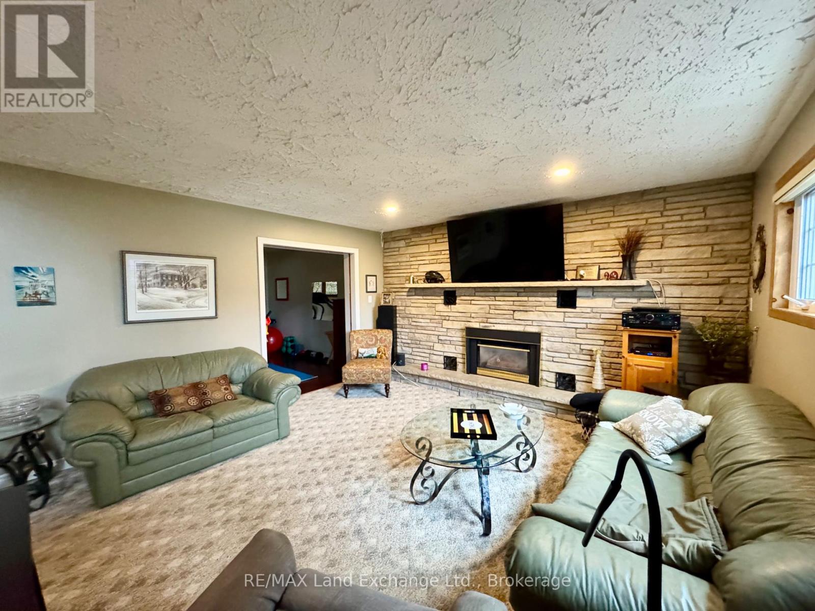 34 Archibald Place, Saugeen Shores, Ontario  N0H 2L0 - Photo 15 - X12175055