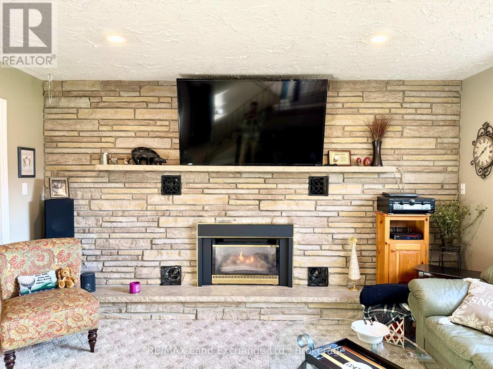 34 Archibald Place, Saugeen Shores, Ontario  N0H 2L0 - Photo 17 - X12175055