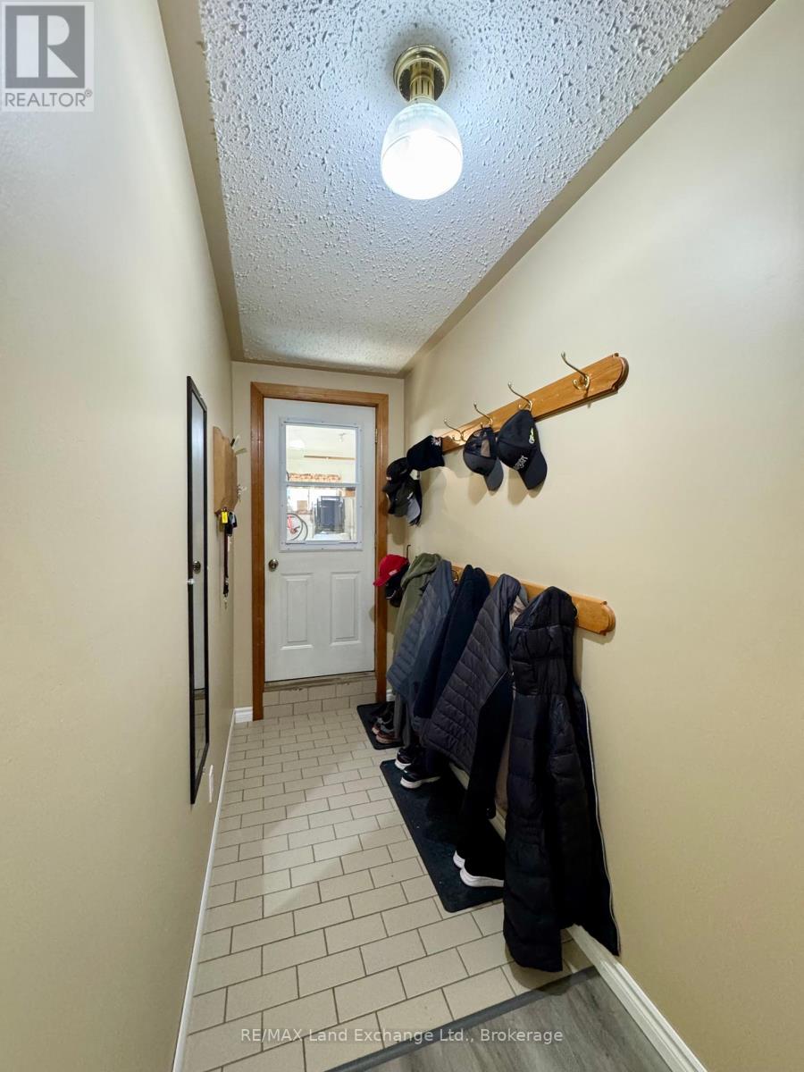 34 Archibald Place, Saugeen Shores, Ontario  N0H 2L0 - Photo 25 - X12175055