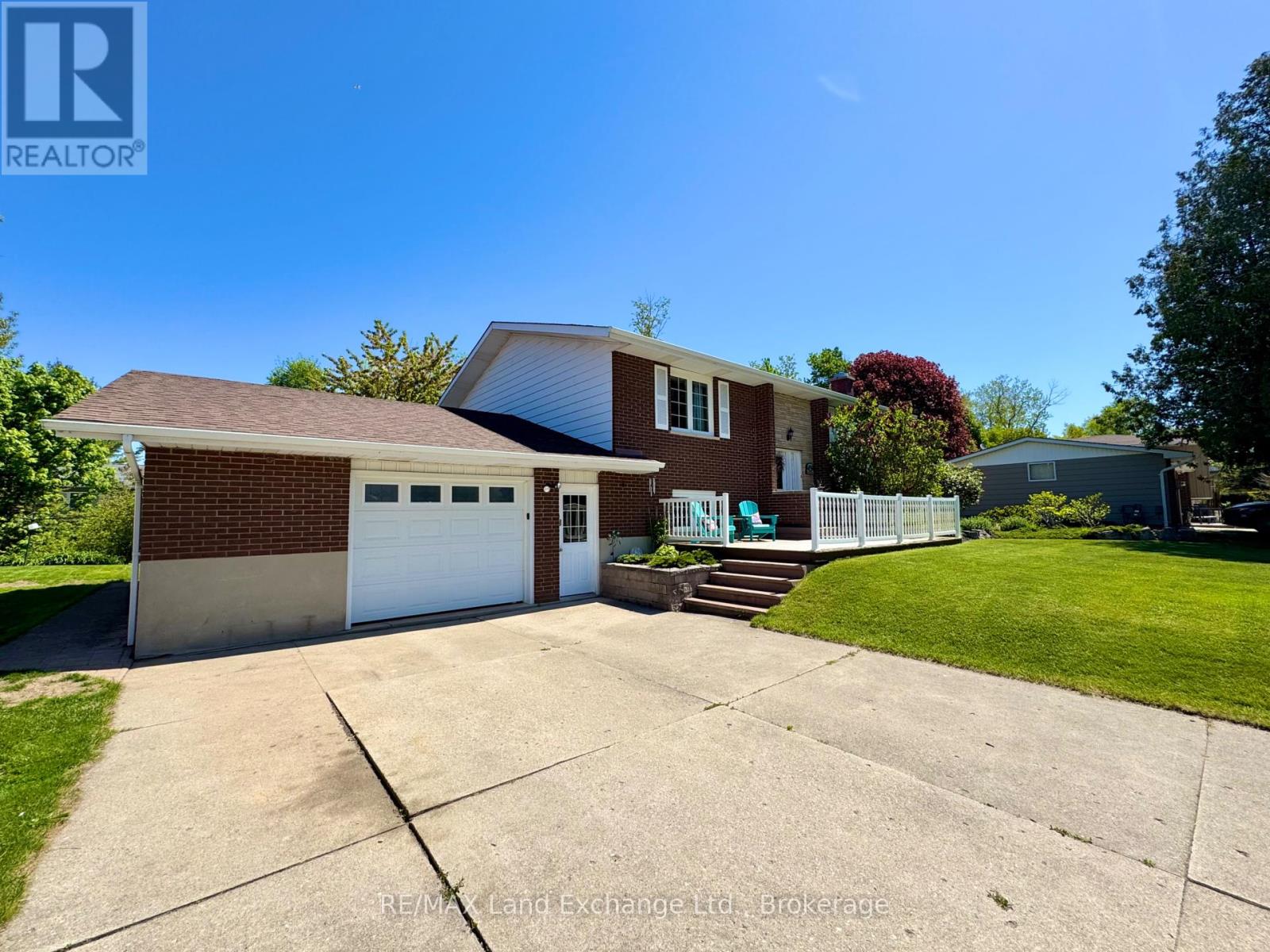 34 Archibald Place, Saugeen Shores, Ontario  N0H 2L0 - Photo 29 - X12175055