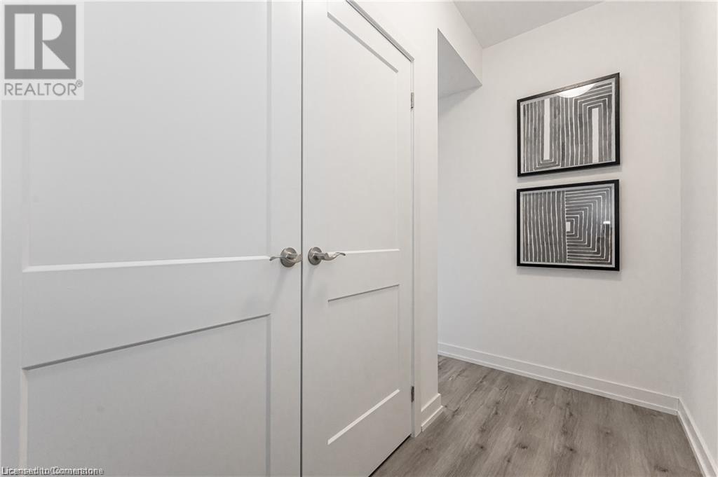 251 Northfield Drive E Unit# 502, Waterloo, Ontario  N2K 0G9 - Photo 9 - 40703806