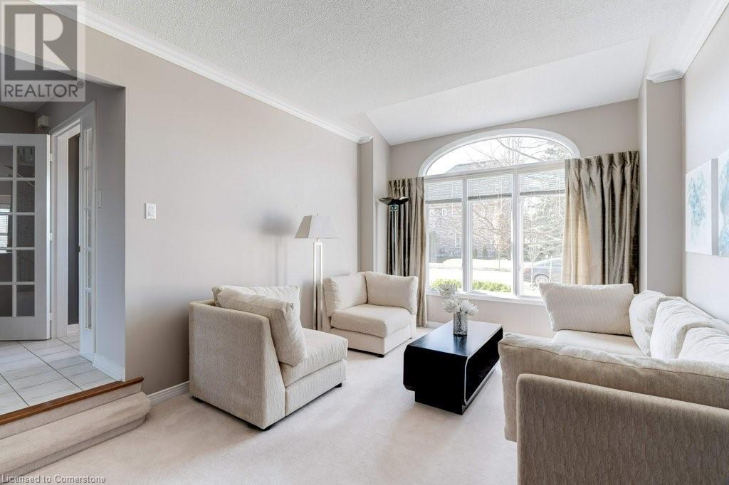 2109 Berwick Drive, Burlington, Ontario  L7M 4B3 - Photo 8 - 40709400