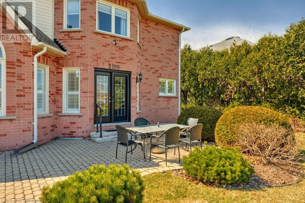 2109 Berwick Drive, Burlington, Ontario  L7M 4B3 - Photo 44 - 40709400