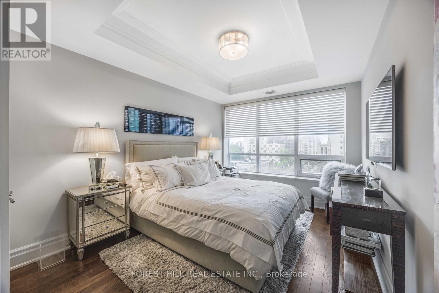 802 - 155 St Clair Avenue, Toronto, Ontario  M4V 0A1 - Photo 30 - C12175023