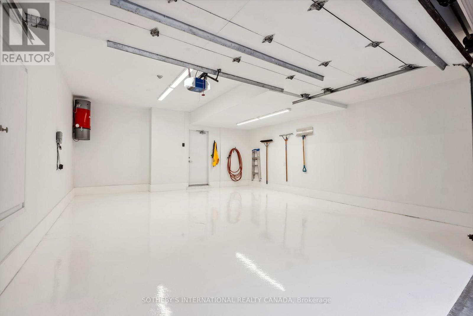 20a Woodlawn Avenue, Toronto, Ontario  M4V 1G7 - Photo 40 - C12175052