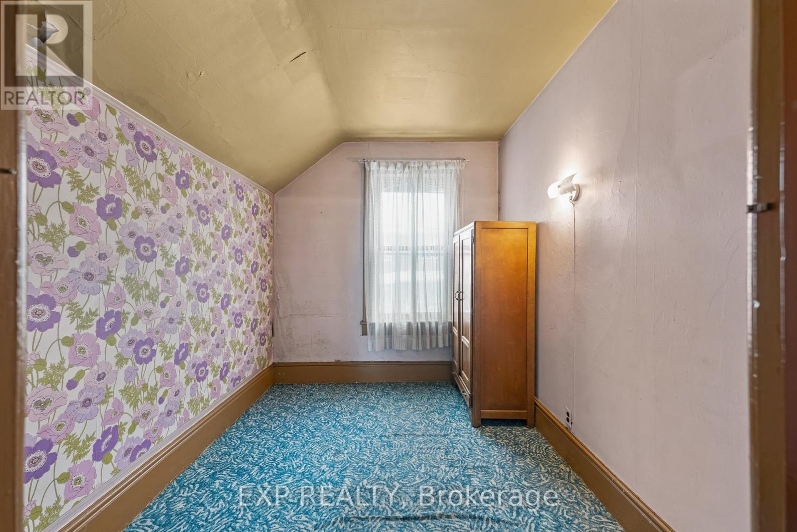 24 Brookfield Street, Toronto, Ontario  M6J 3A9 - Photo 11 - C12175077
