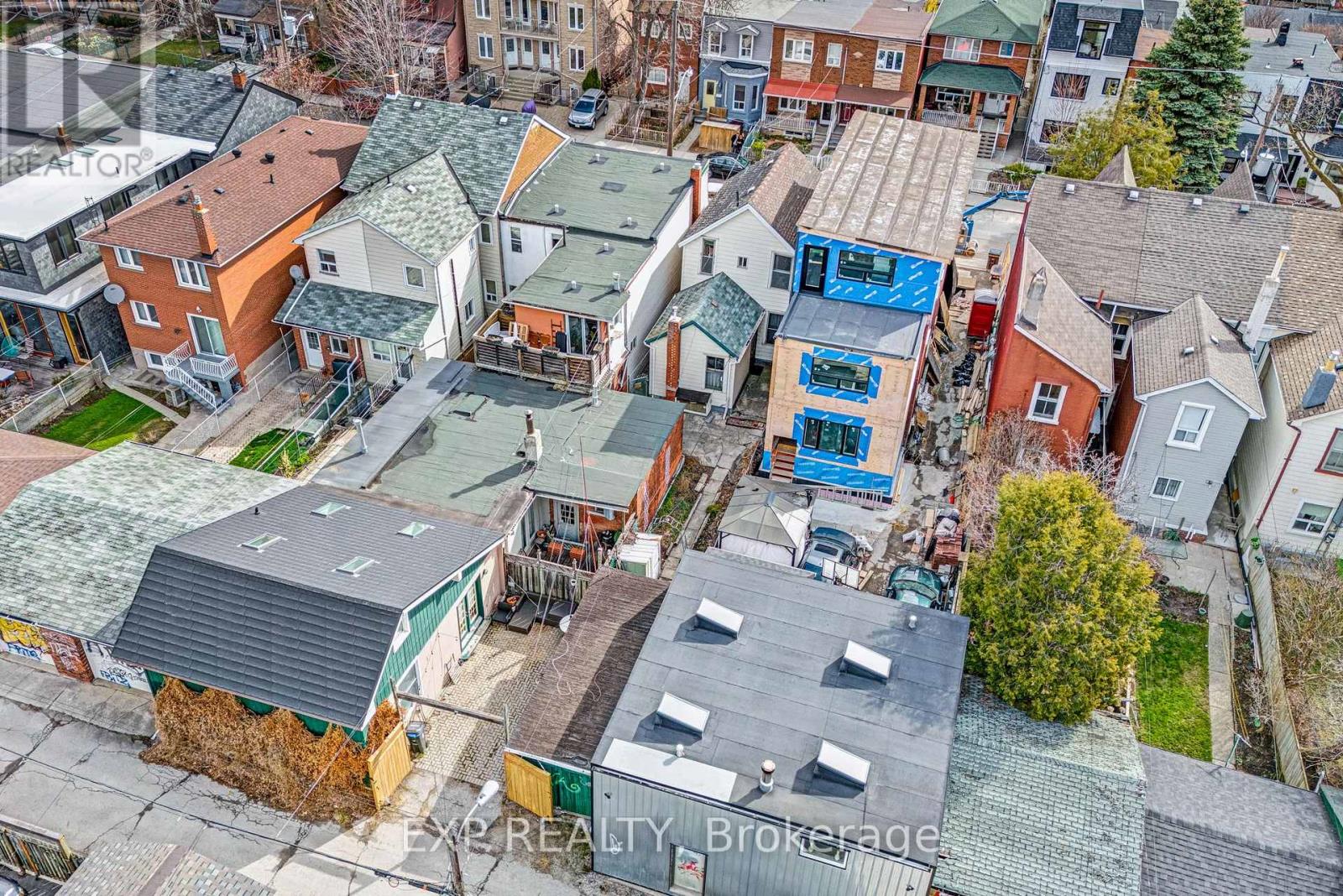 24 Brookfield Street, Toronto, Ontario  M6J 3A9 - Photo 26 - C12175077