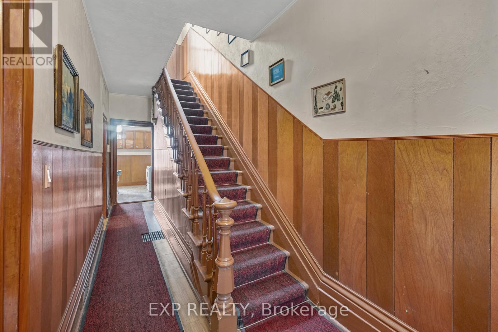 24 Brookfield Street, Toronto, Ontario  M6J 3A9 - Photo 9 - C12175077