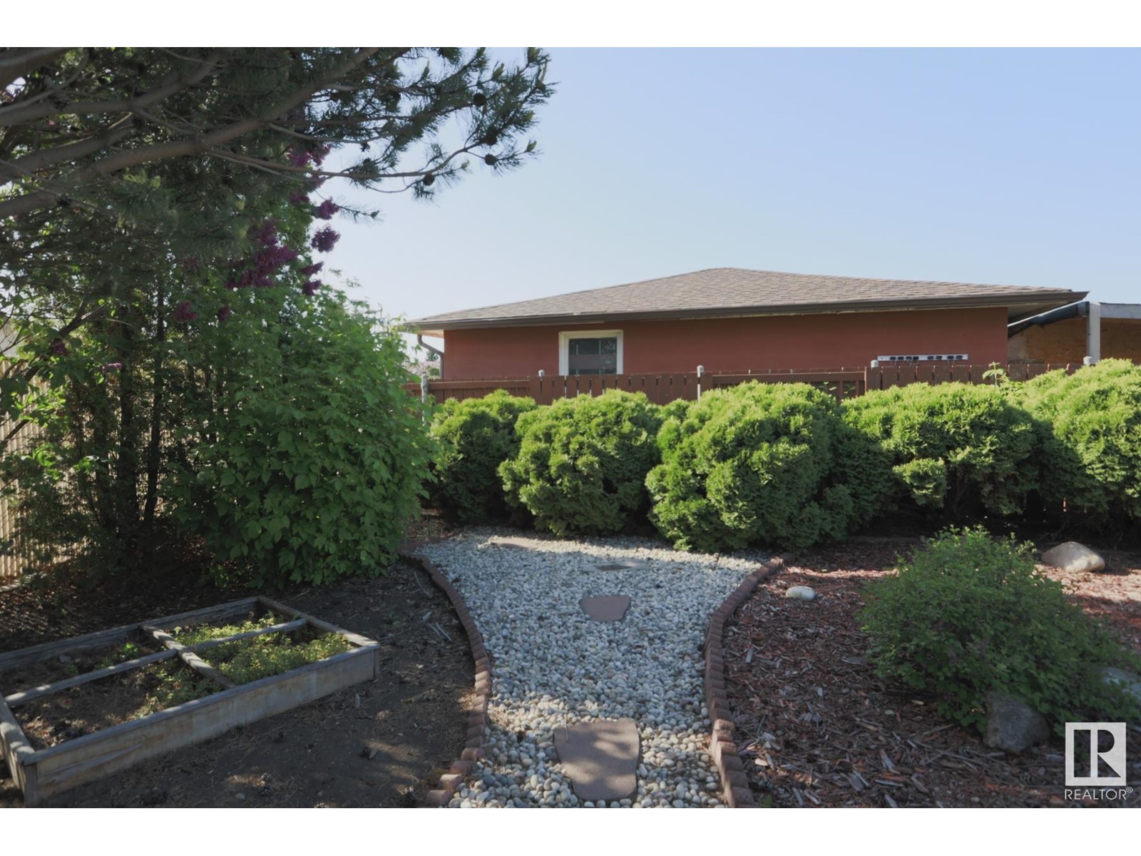 15231 94a St Nw, Edmonton, Alberta  T5E 3X7 - Photo 44 - E4437678