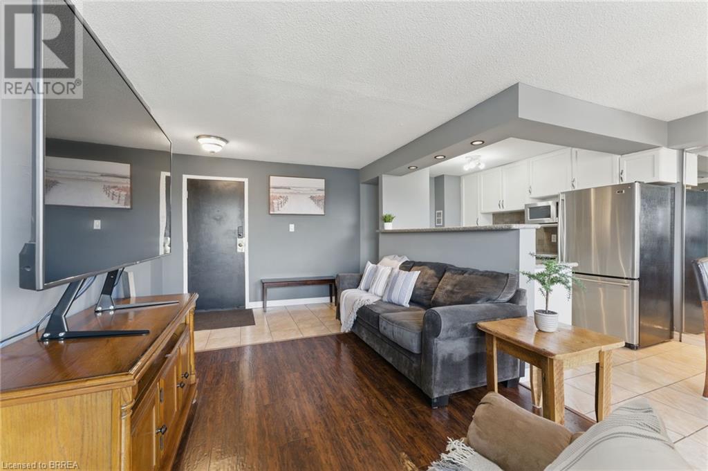 793 Colborne Street E Unit# 401, Brantford, Ontario N3S 7J3 - Photo 4 - 40733585