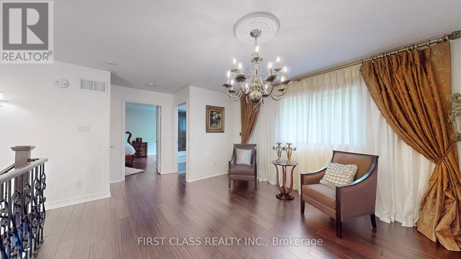 35 Valemount Way S, Aurora, Ontario  L4G 7S3 - Photo 24 - N12175059