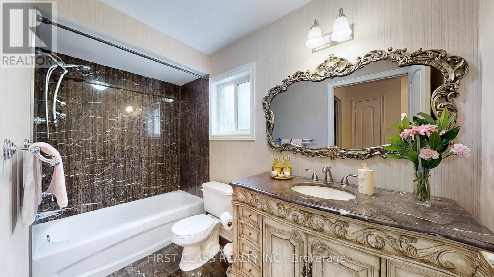 35 Valemount Way S, Aurora, Ontario  L4G 7S3 - Photo 30 - N12175059