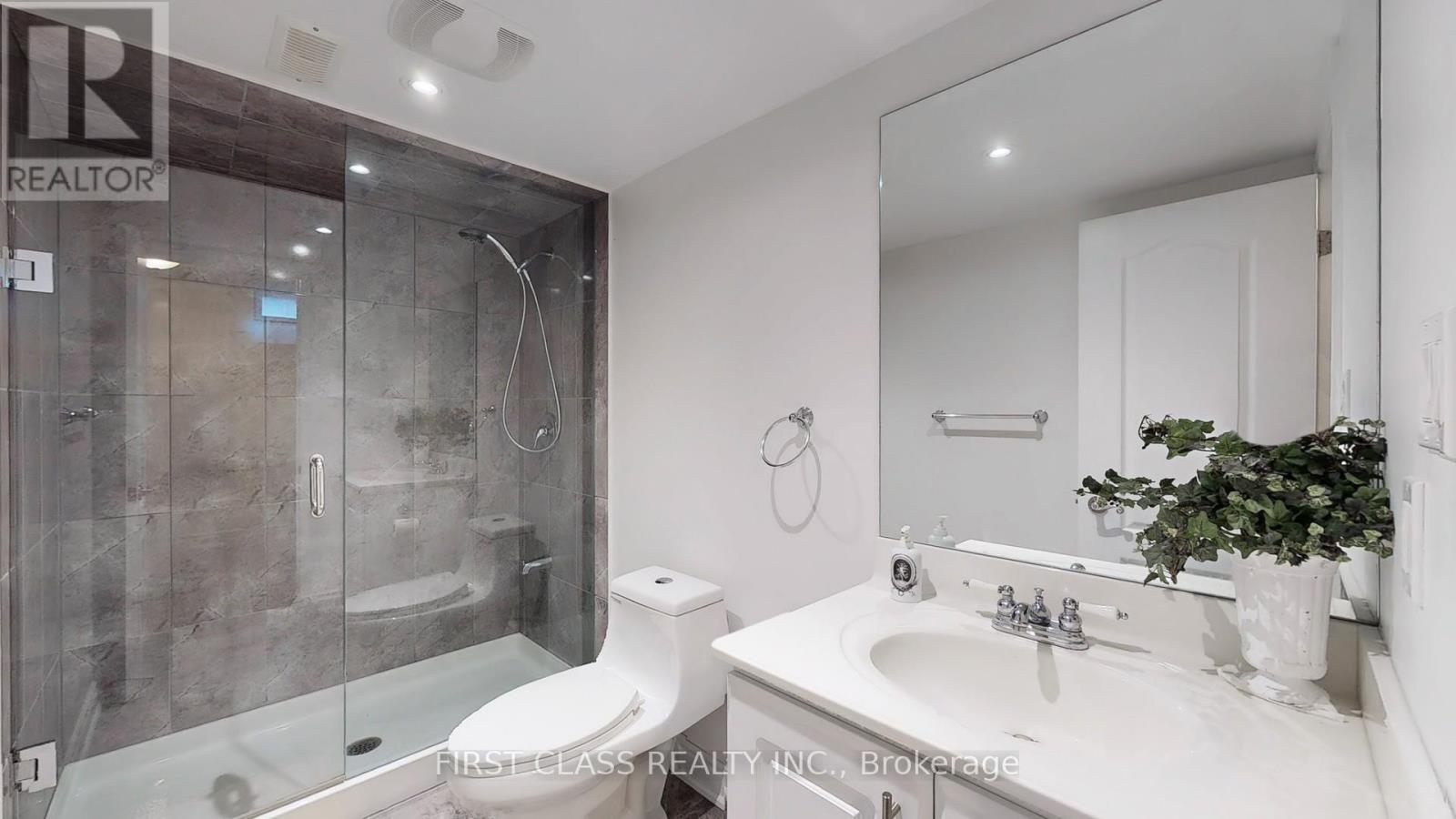 35 Valemount Way S, Aurora, Ontario  L4G 7S3 - Photo 37 - N12175059
