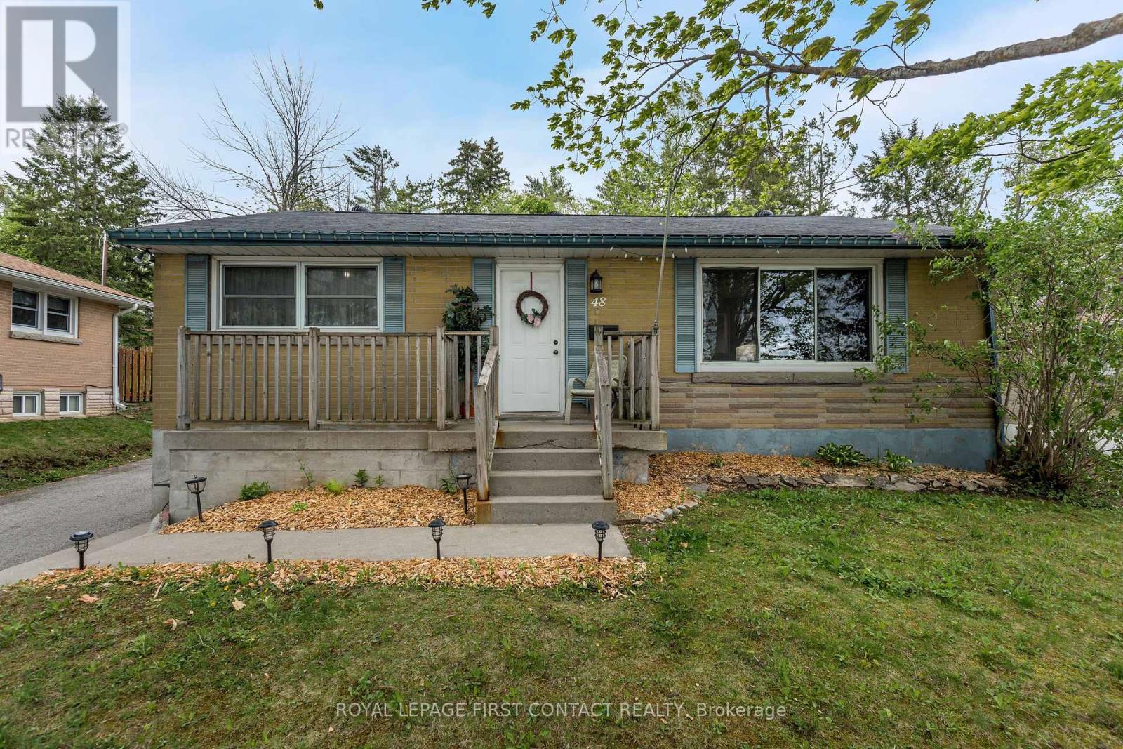 48 BRANT STREET W, orillia, Ontario